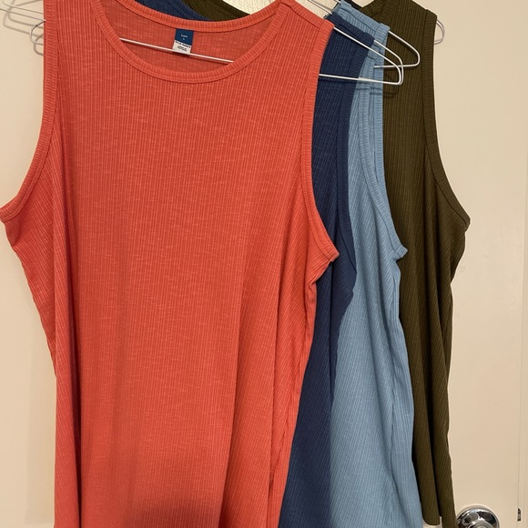 Old Navy Ribbed Luxe Tank / Lot of 4 / Large - Picture 3 of 3
